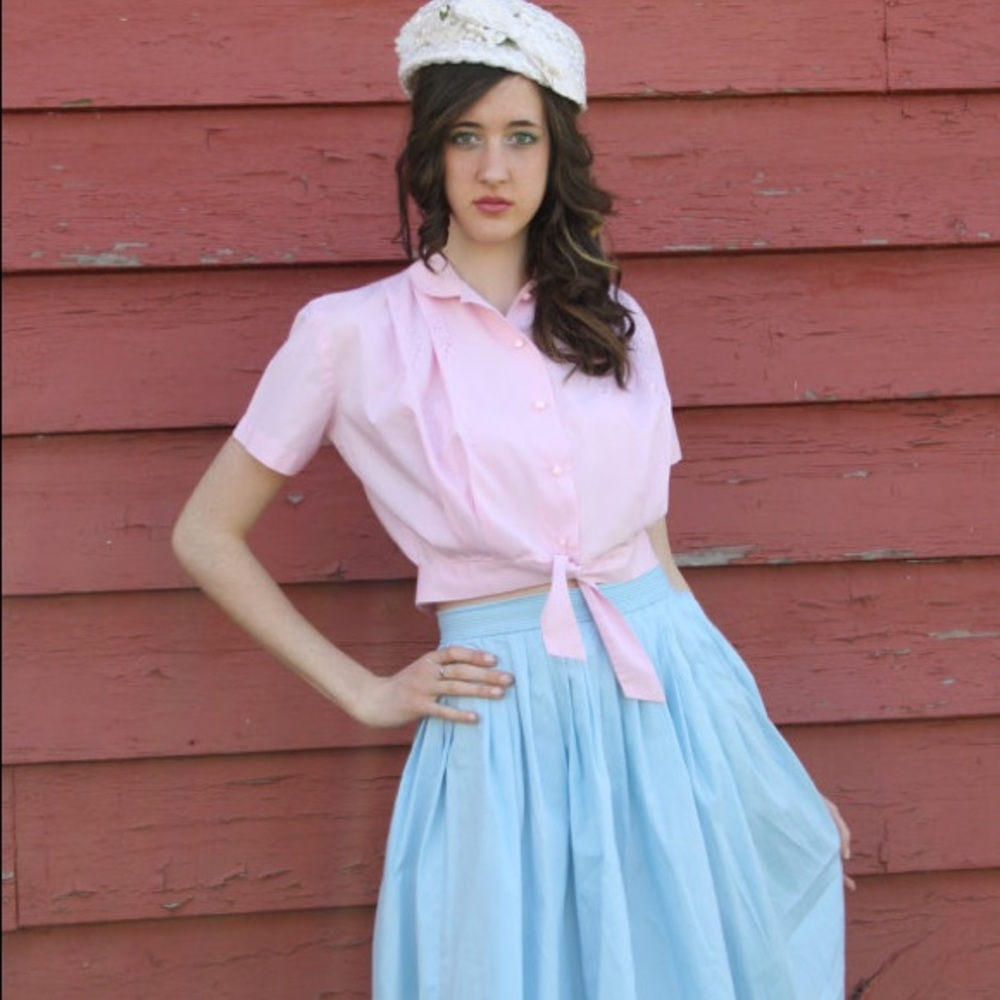 Vintage Pink Blouse - Picture 5 of 5